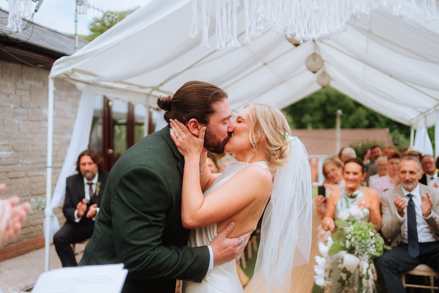 GRACE EWAN FAMILY HOME WEDDING PHOTOGRAPHY 005 GRACE EWAN FAMILY HOME WEDDING PHOTOGRAPHY 005